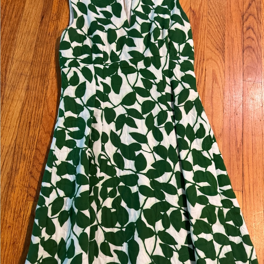 Kate Spade 10 Dress Garden Leaves Pique Fit Flare lined V neck lined - Picture 13 of 16